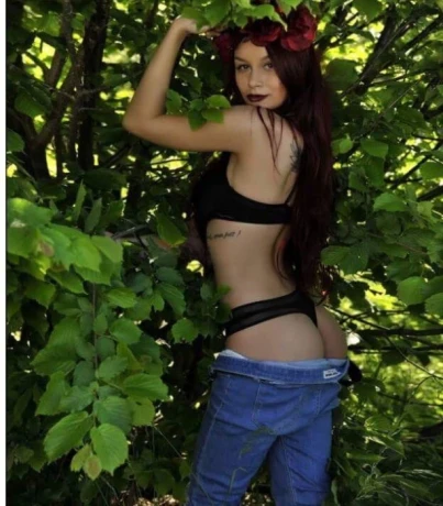 Ana Gfe — 2 / 5