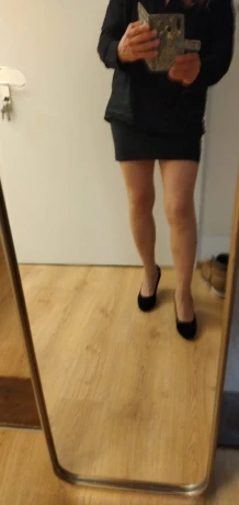 Milf Nicole Escort — 1 / 3