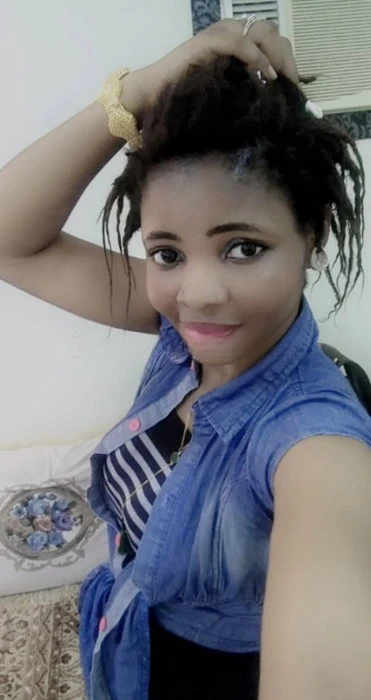 Brinda, Escort, Seeb