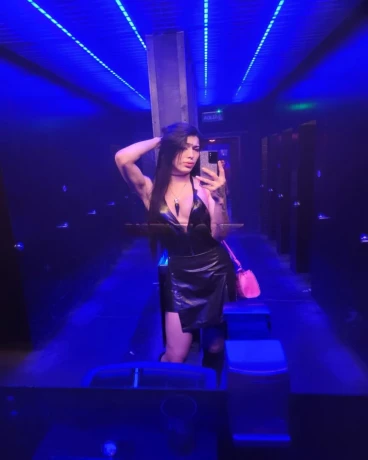 Valen Latina Hot — 9 / 12