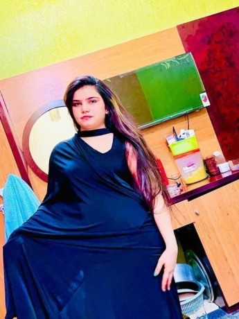 Ananya Shaikh — 4 / 6