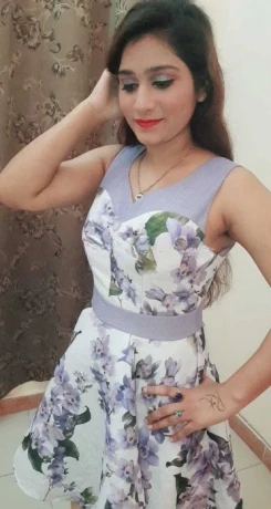 Kiran Khan — 2 / 6