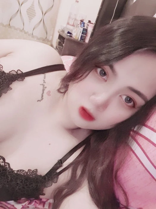 Sophia — 2 / 3