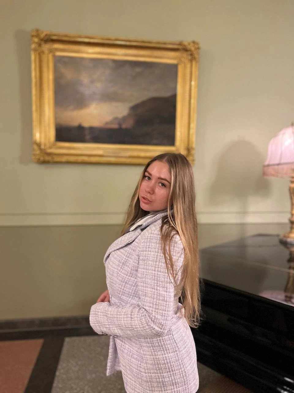 Katerina — 2 / 5
