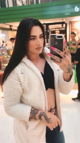 Camila Luzzon — 4 / 5