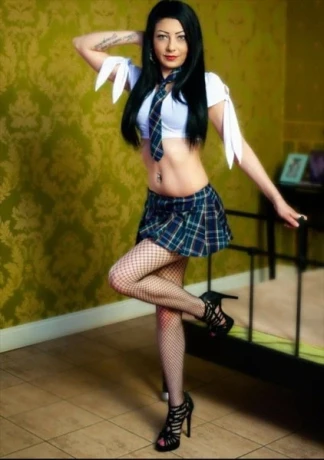 Sexy Bella — 5 / 10