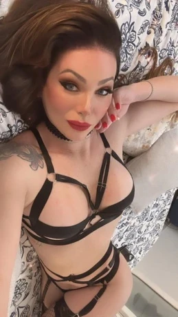 TS Karolina — 7 / 10