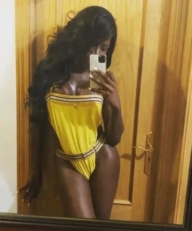 Ts Luana Black — 5 / 8