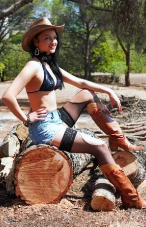 Anita a.Estland 6***** b.Täubchen — 2 / 20