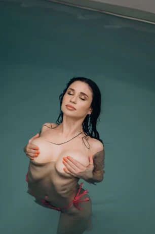 Виктория — 2 / 21