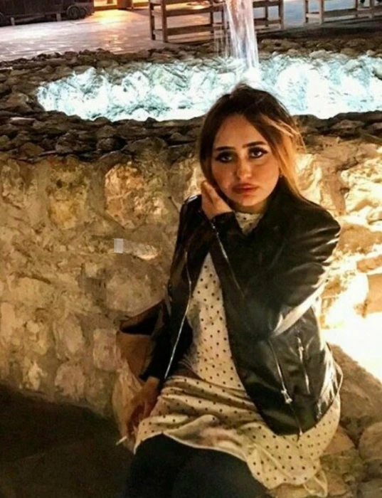 Nawal al Laaraba, Escort, Quito