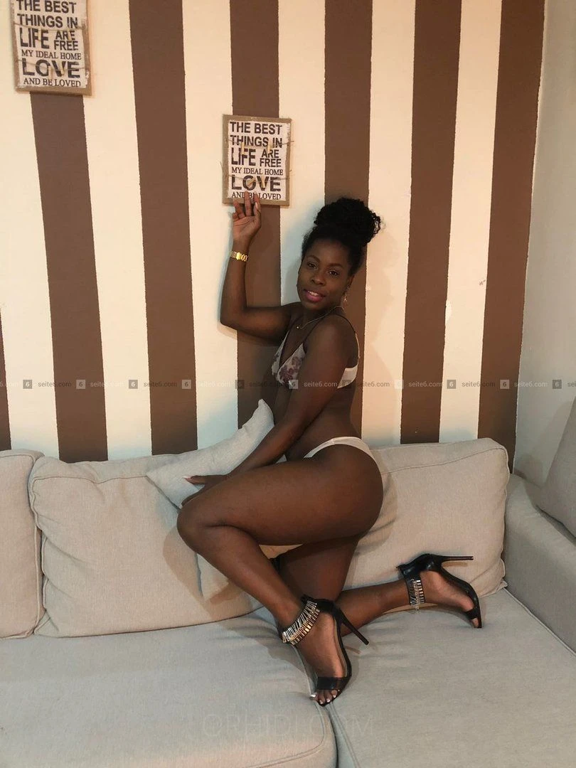 Karla, Escort, Saarbrucken