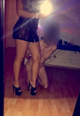 Mistress Jolie Fetisch Domina — 2 / 24