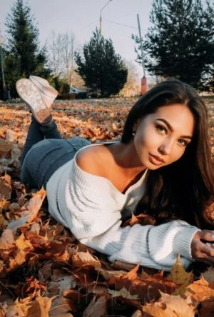 Eva — 3 / 4