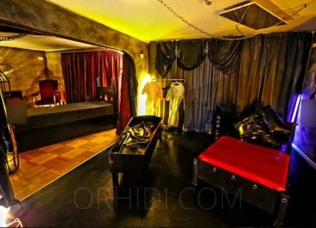 Heaven&Hell Domina Erotikhaus — 15 / 23