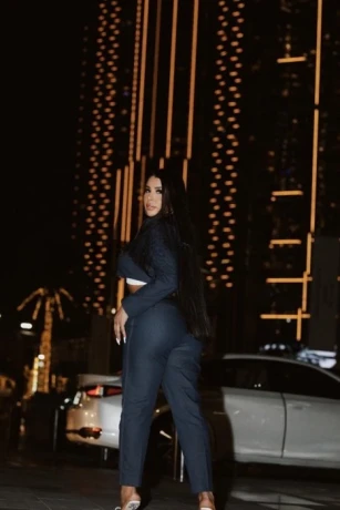 Ariana Santos — 8 / 14