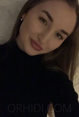 Alina — 4 / 8
