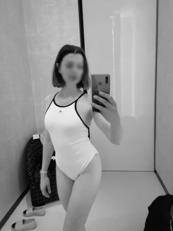 Carla Massage — 2 / 10