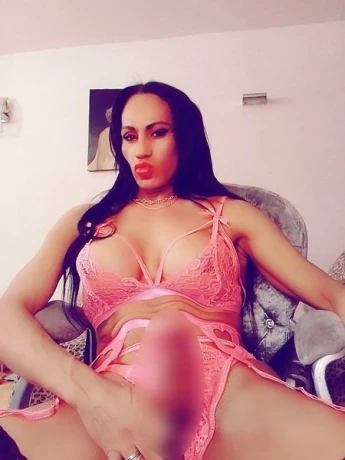 TS Paola Andrews — 18 / 19