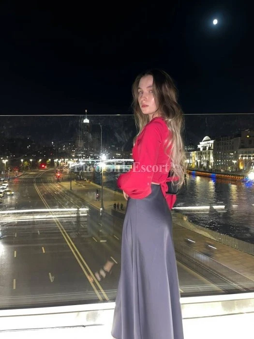 Yana — 5 / 7