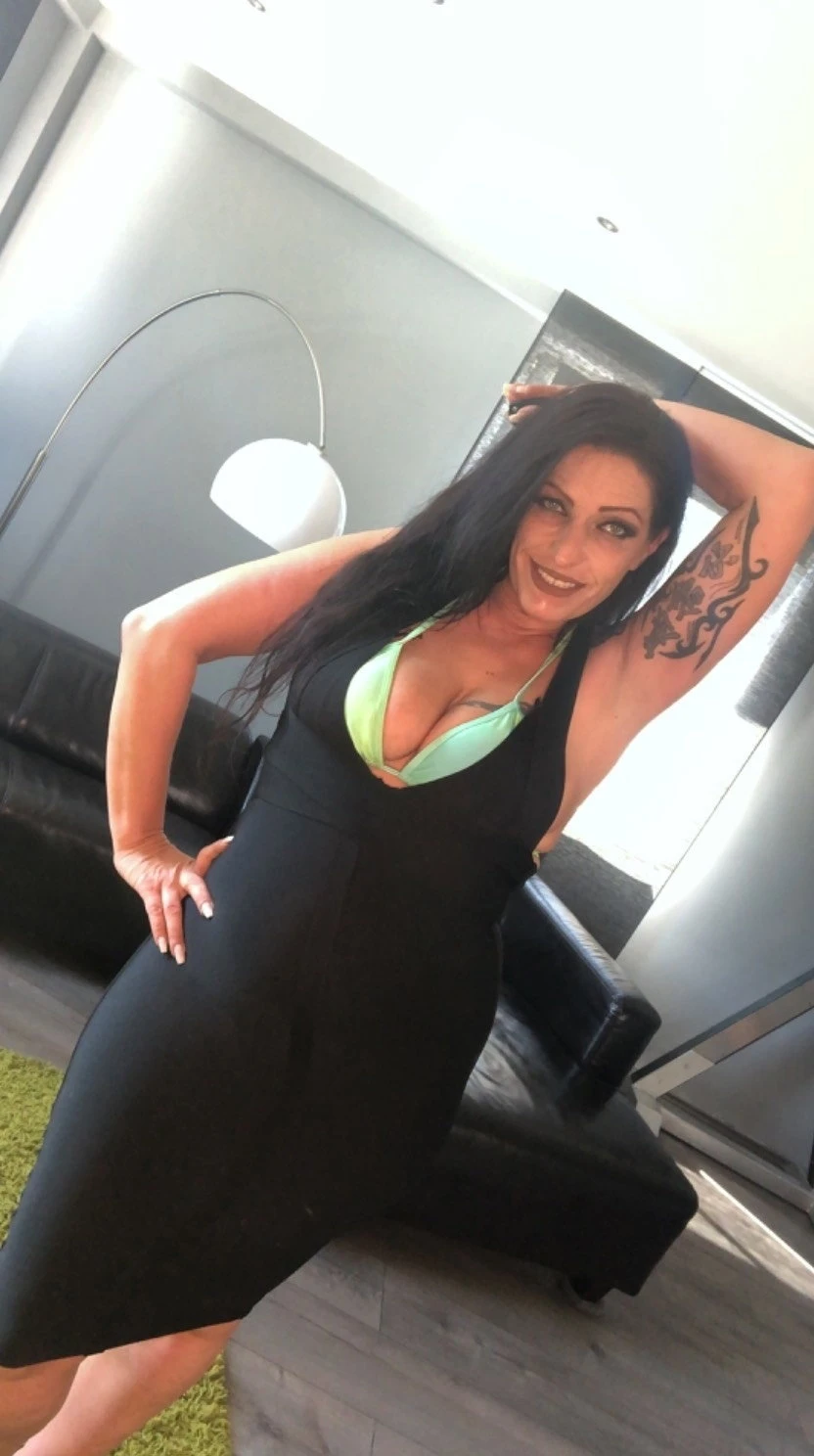 Jolienoir, Escort, Hamburg