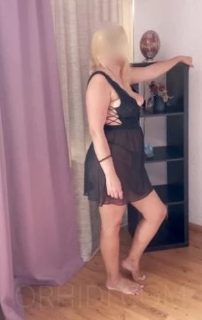 Neu! ARIANA - Kaskade Massagestudio — 3 / 4