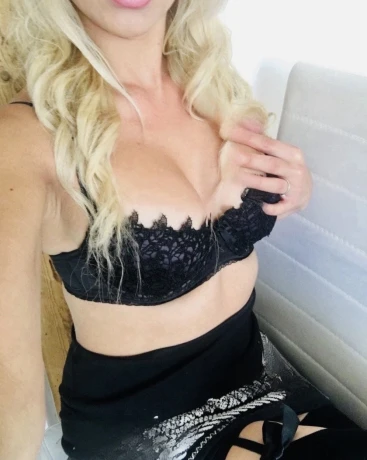 Schweizerin Sucht — 1 / 4