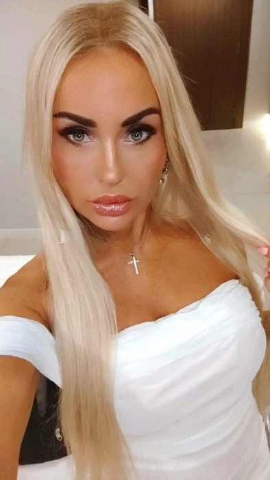Nadin, Escort, Cannes