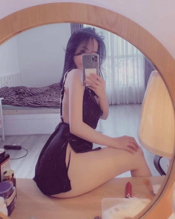 Elly — 3 / 6
