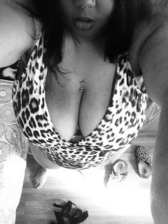 naomihotelvisits — 13 / 18