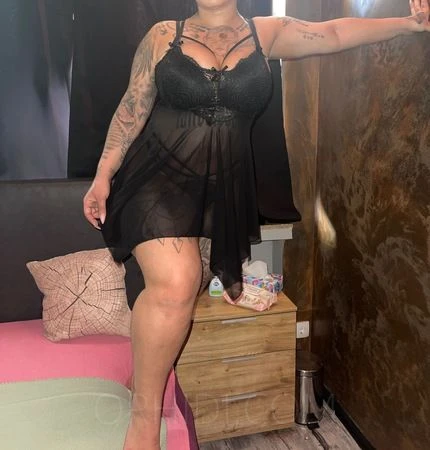 Amall - AV Queen, Escort, Hildesheim