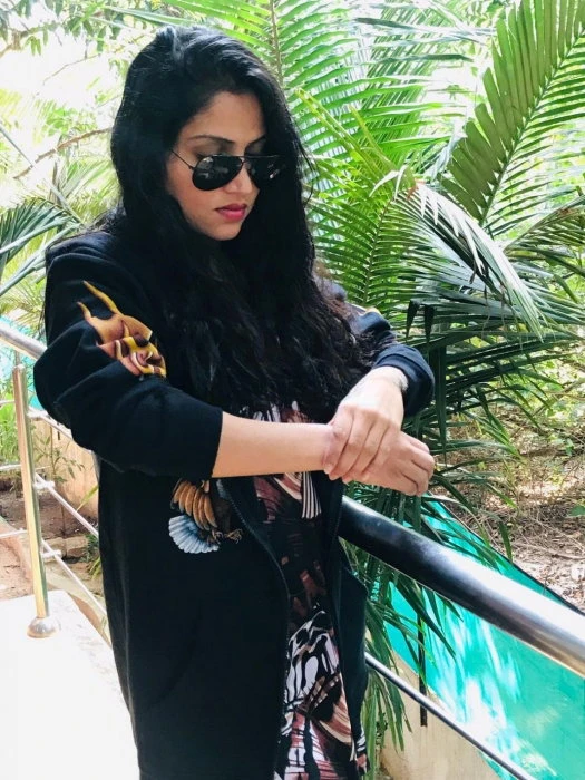 Soni, Escort, Taleigao
