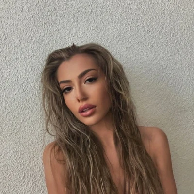 Irina, Escort, Paris