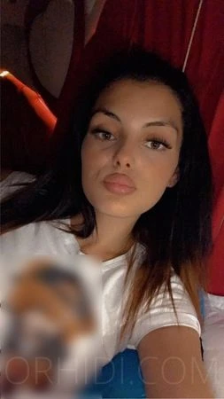 Melissa — 2 / 5