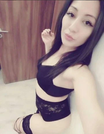 Kiki25 — 1 / 3