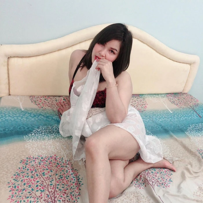 Mail, Escort, Muscat