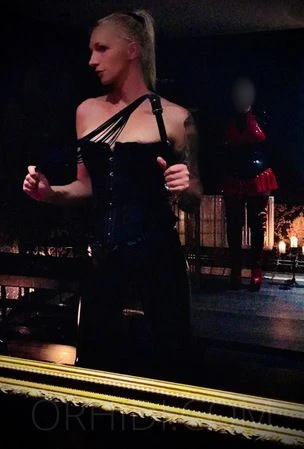 Lady Di — 6 / 7
