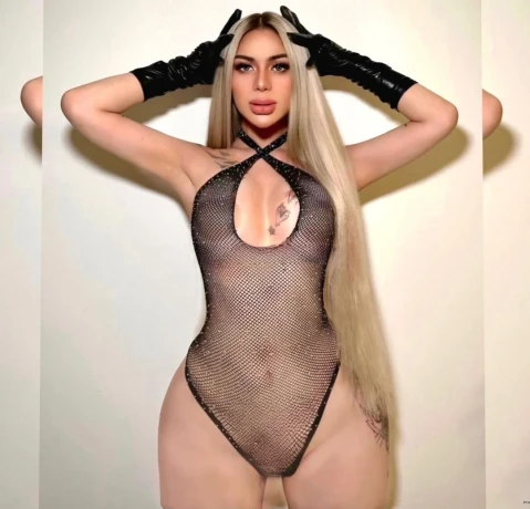 Luna Satisfaction — 4 / 11