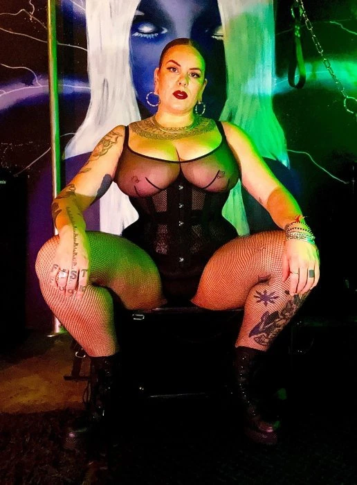 Madam Cruella, Escort, Vienna
