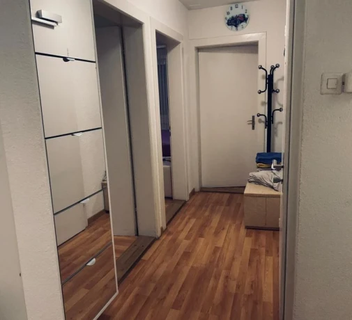 Privat Diskretes Apartment In Zuerich Oerlikon — 2 / 3