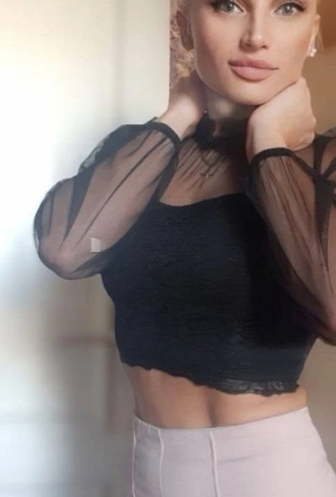 Bella — 5 / 6