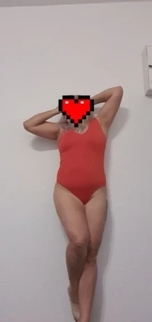 Vanessa558 — 3 / 4