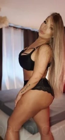 Melina Sky — 2 / 8