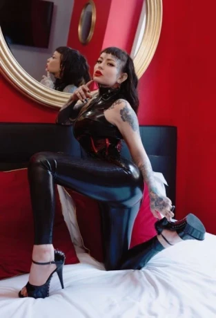 Korihna Pornstar — 12 / 14