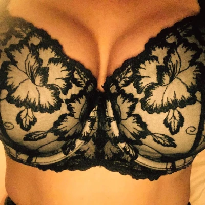 DanielleG, Escort, Lymm