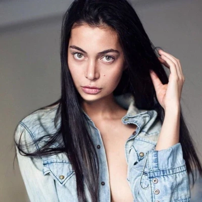 Donella, Escort, Paris