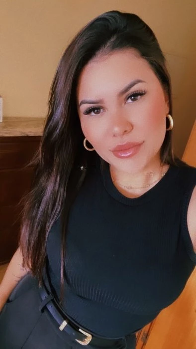 Sarah — 2 / 5
