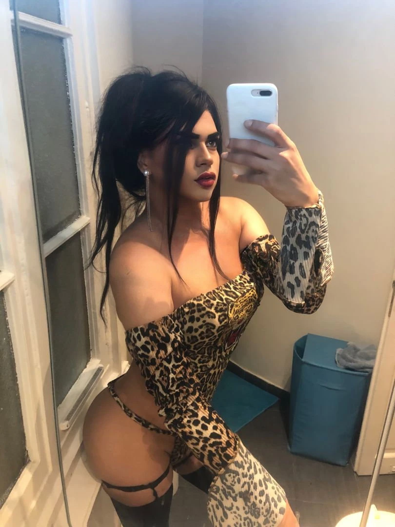 Sofia Petrova, Escort, Lyon