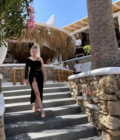 Freches Deutsches Luder — 4 / 5