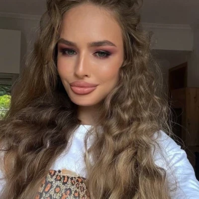 Eseniya, Escort, Berlin